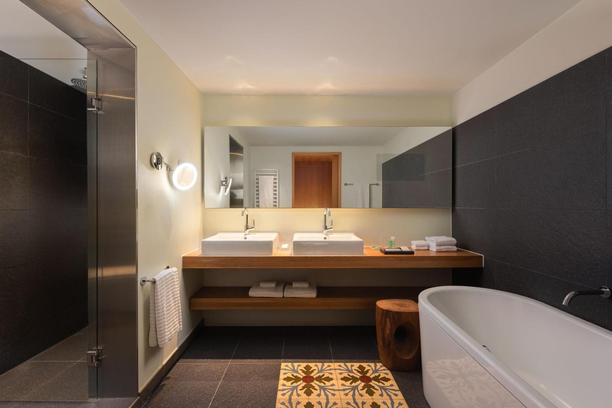 Le Meridien 5*